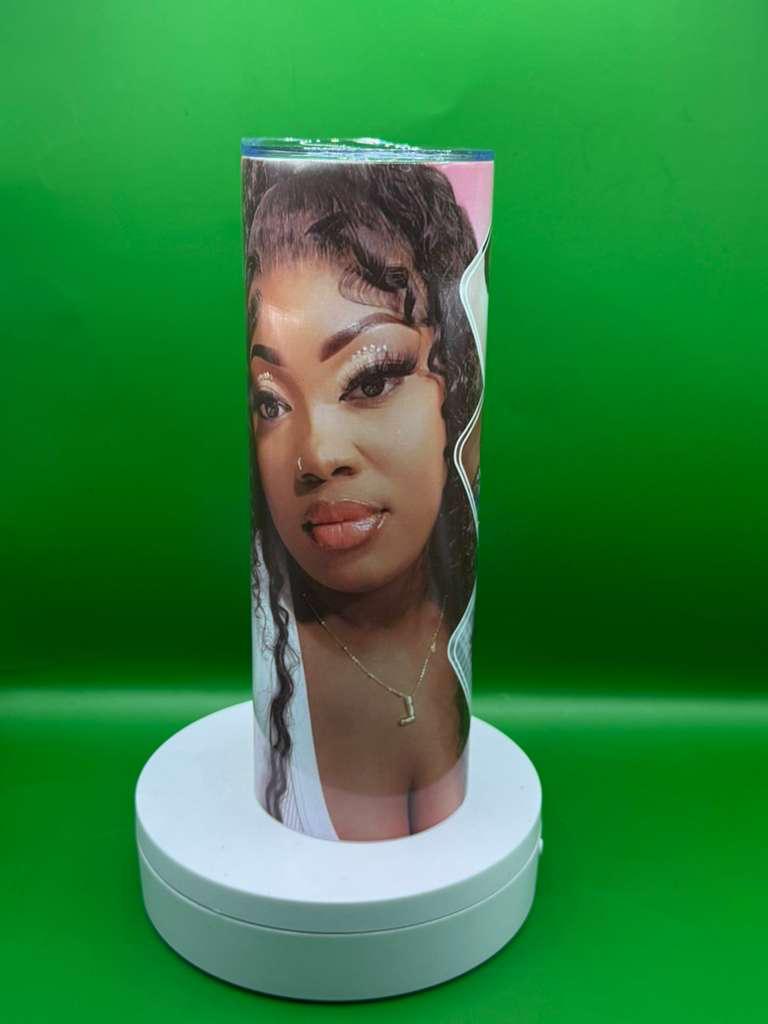 Your Image, Your Hydration: Premium Customizable Water Bottle for Sports and Events